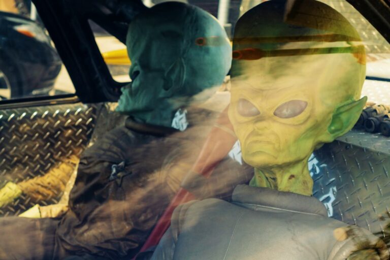 Photo detection of extraterrestrial life